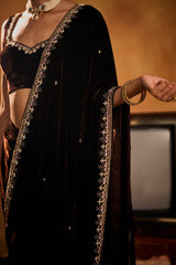 SPECIAL WEDDING SUPERHIT TRENDING VELVET SAREE WITH EMBROIDERED AND FANCY LACE BORDER WITH STITCHE BLOUSE