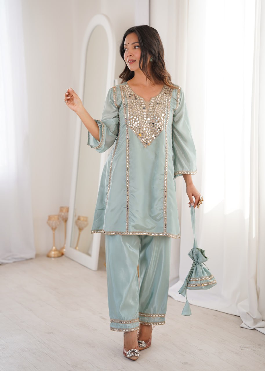 Modern Ethnic V-Neck Kurti Set with Adjustable Pant and Traditional Batwa