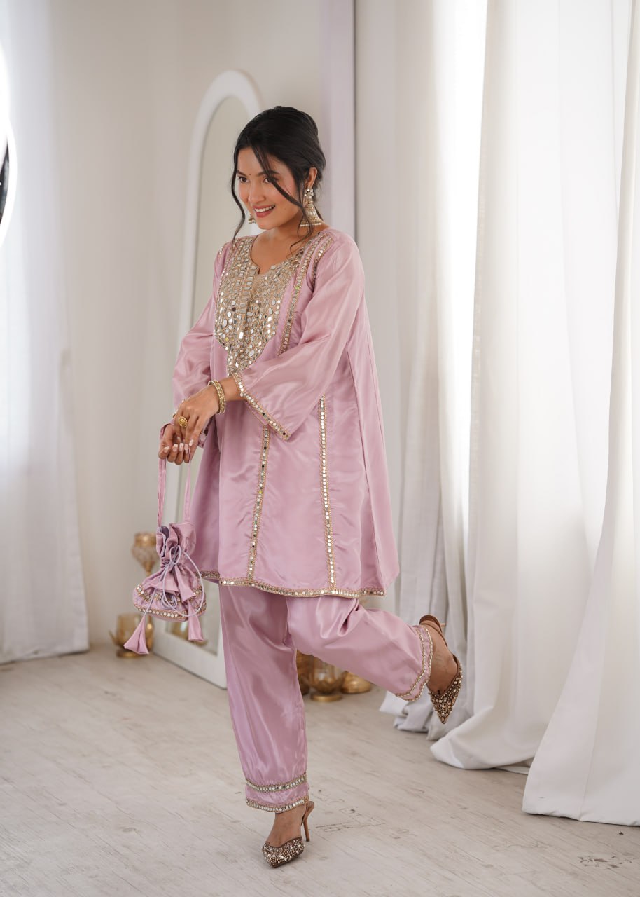 Modern Ethnic V-Neck Kurti Set with Adjustable Pant and Traditional Batwa