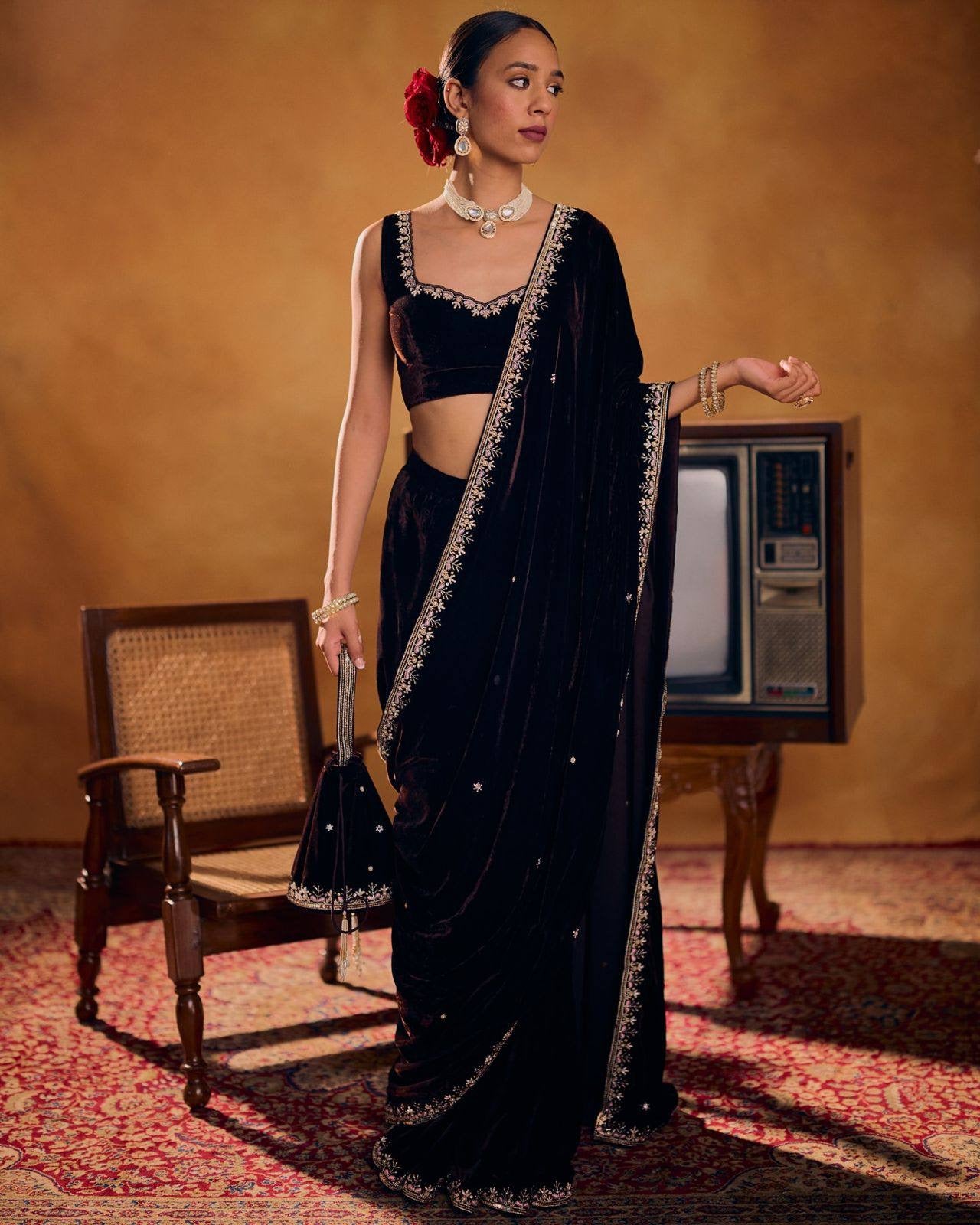 SPECIAL WEDDING SUPERHIT TRENDING VELVET SAREE WITH EMBROIDERED AND FANCY LACE BORDER WITH STITCHE BLOUSE