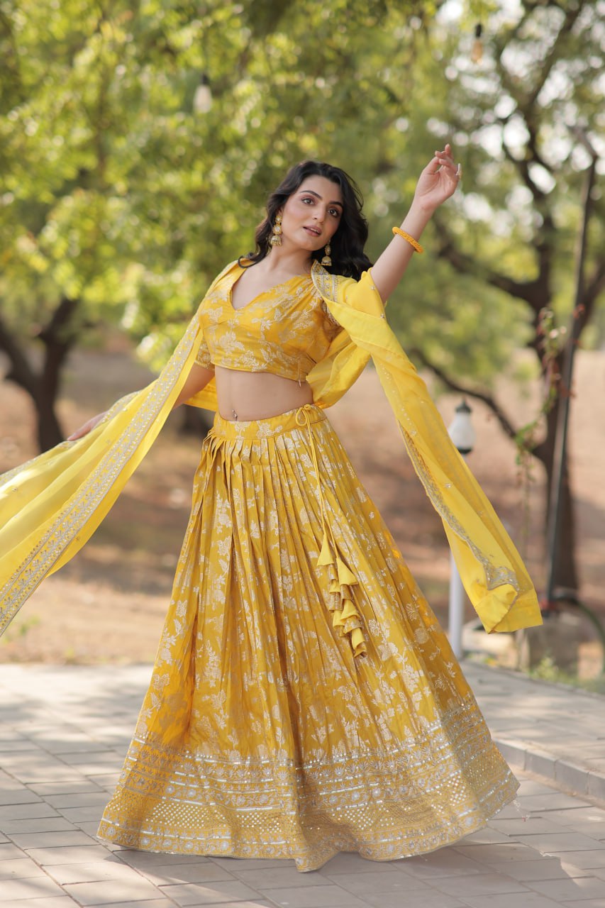 Designer Dyeable Pure Viscose Jacquard fabric Lehenga Choli &amp; Dupatta Set