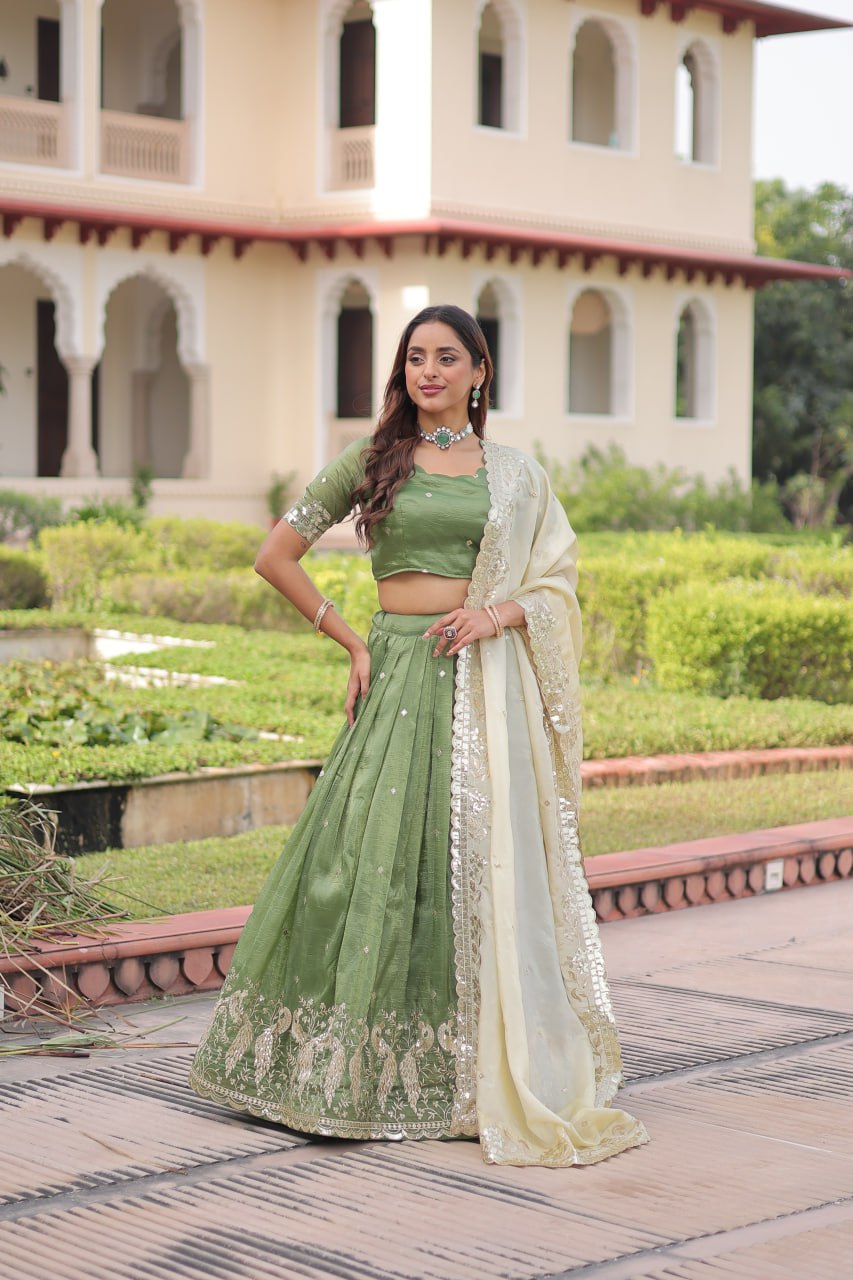 Lehenga choli Dupatta Set