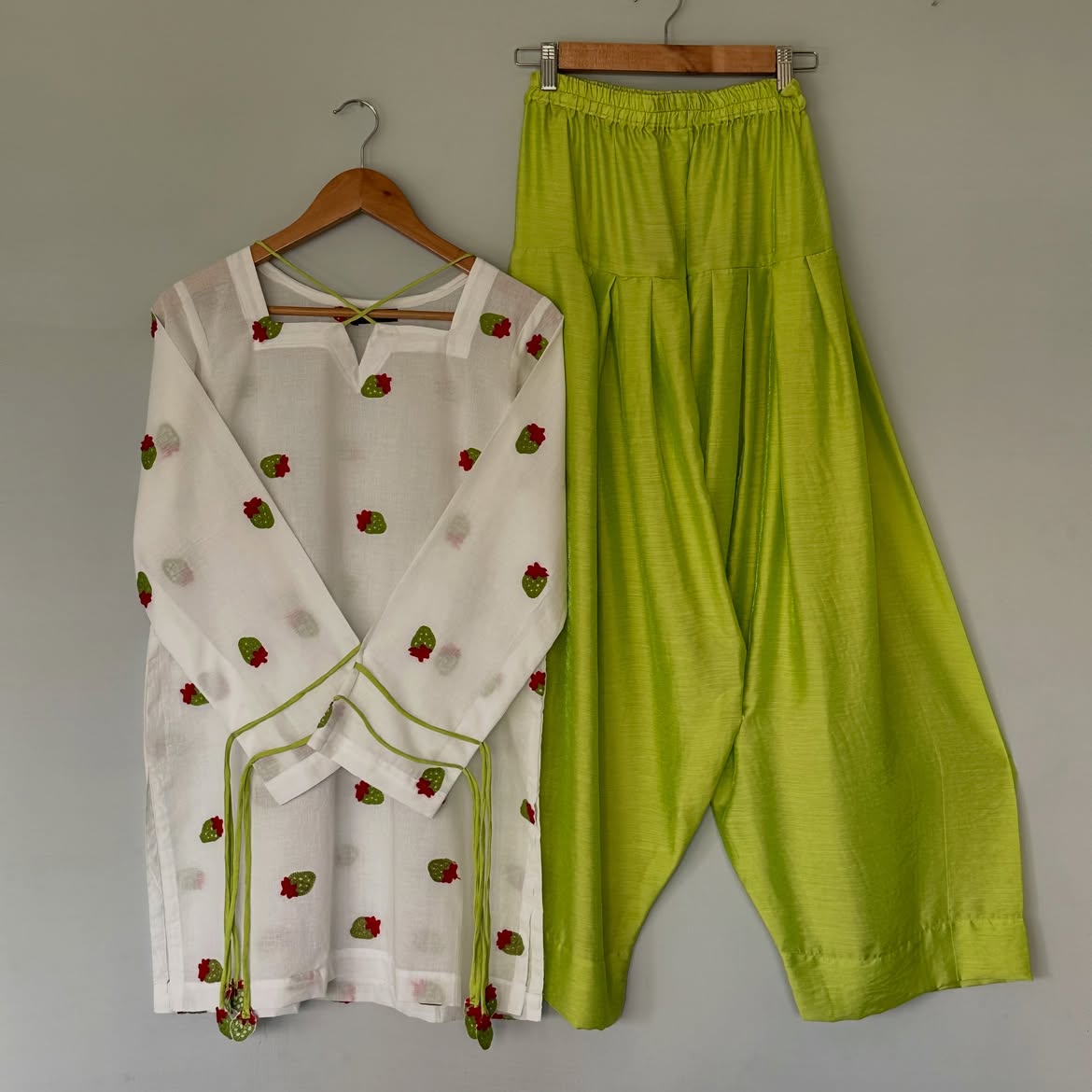 Readymade Pure Cameric Cotton Farshi Suit Set